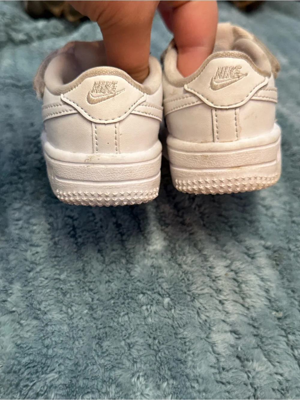 Nike baby size 4 shoes